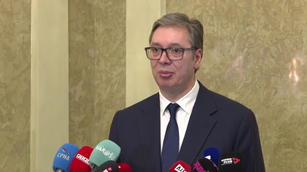 Vučić: Moj stav se nije promenio u smislu tranzicijske vlade, niti će ga ulicanjati