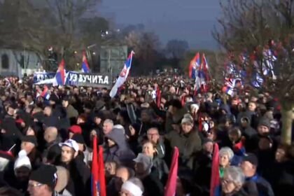 Izjava o Vojvodini koju je usvojila aklamacija u Sremskoj Mitrovici, Vučić: Srbija je pobijedila, nisu uspeli obojenu revoluciju