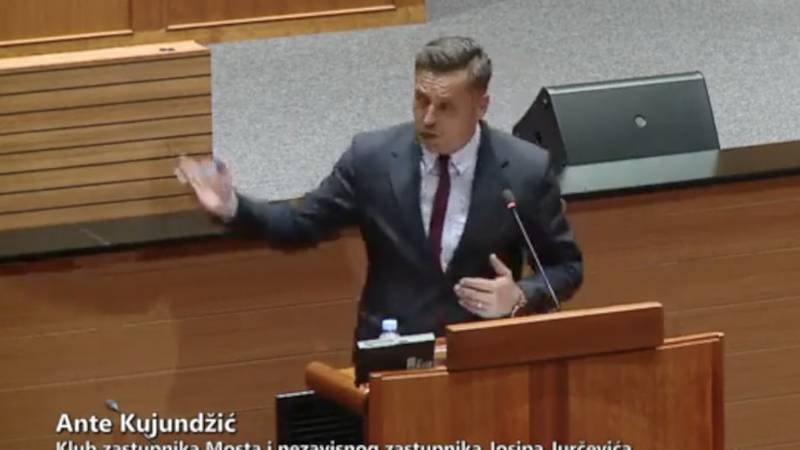 VIDEO Emotivan govor MOST-ovca u Saboru: ‘Sustav je gazio mene i moju posvojenu djecu’