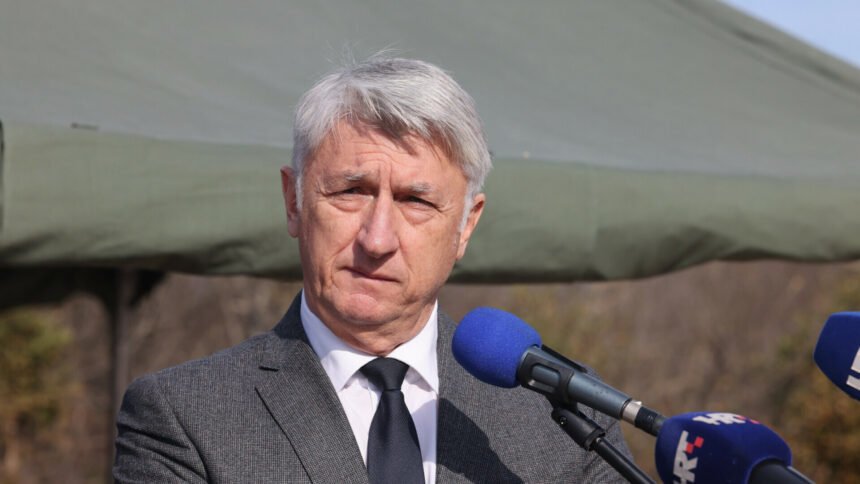 Stigle prve dojave o šteti. Zadarski župan: “Potres je bio iznimno neugodan. Plenković je odmah zvao, zanimala ga je jedna stvar”