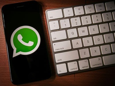 Google Messages radi na integraciji s WhatsAppom