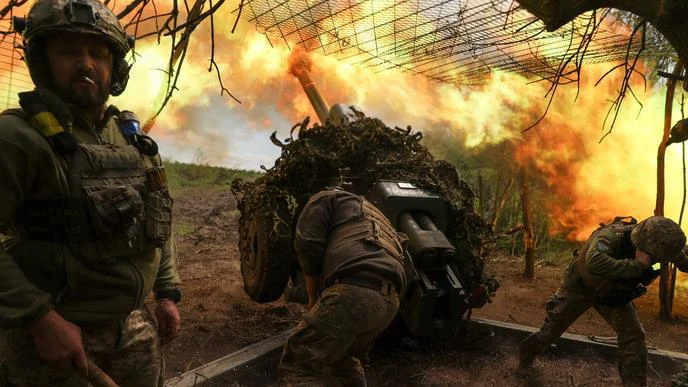 NATO Ukrajini nudi konkretnu vojnu pomoć, Rusija osniva nove divizije