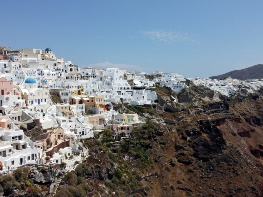 Grčki ‘ostrvo Instagram’ iz Santorinija zvekao je 200 zemljotresa
