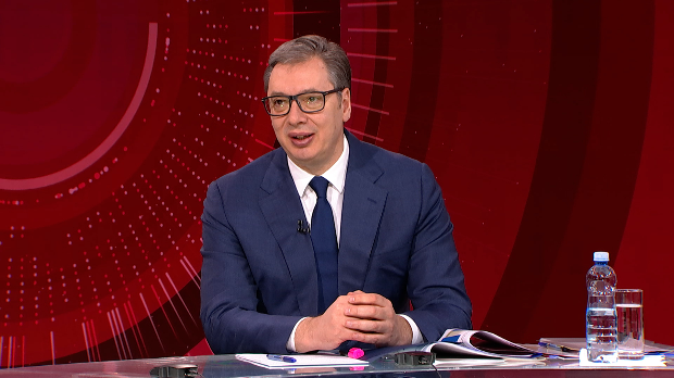 Vučić za RTS: Insistirat ću na dijaloškom okviru, vjerujem da će studenti imati više hrabrosti od nekih profesora
