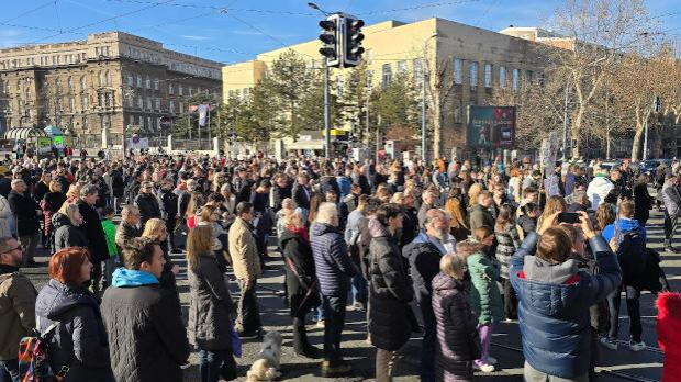 Politička i društvena kriza u Srbiji – između studentskog plijena i socijalnog dijaloga