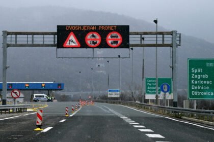 HAK poslao upozorenje: Očekuju se gužve na cestama, mogući odroni