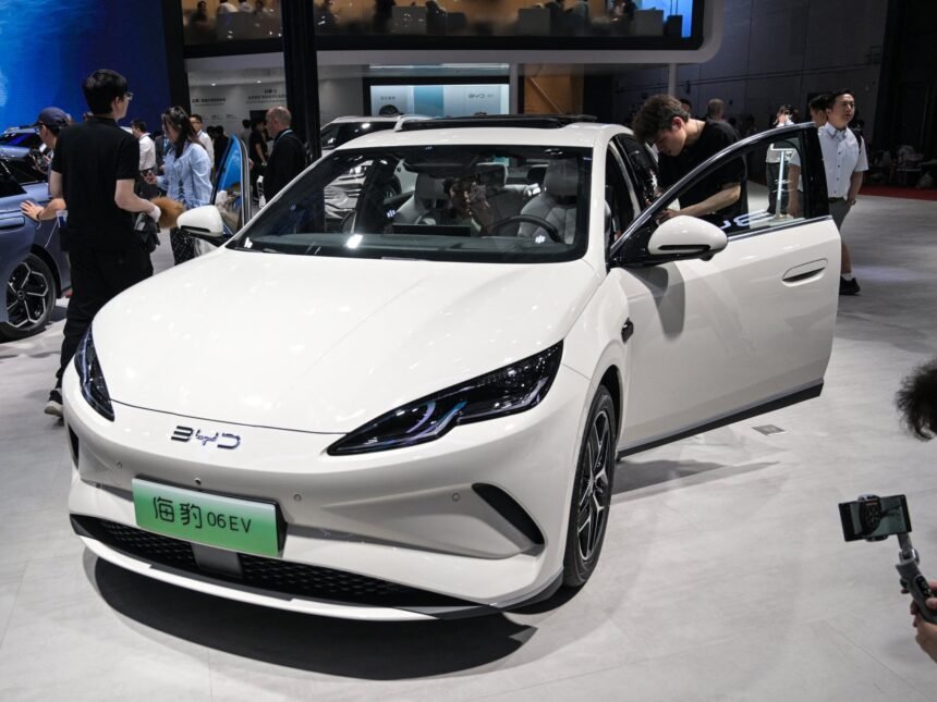 Kineski proizvođač električnih automobila BYD udvostručio dobit na početku godine