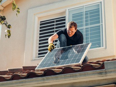 Kućne solarne elektrane od početka 2026. bit će manje isplative, donosimo detalje