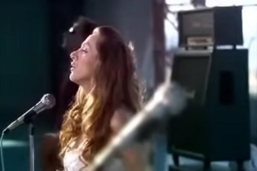 Pjevačici Vranić banka oduzela stan: “E, sad mi ništa više nije ostalo od pjevačke karijere”