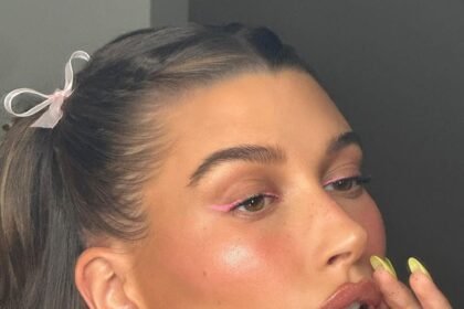 Makeup inspo: Nekada je ajlajner u boji sve što vam je potrebno