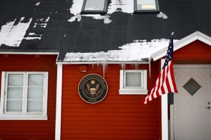 Trump nas ponavlja moramo ‘imati’ Grenland ispred JD Vance Posjeta