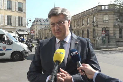 Plenović: Svi smo za mir, ali nećemo priznati okupaciju i aneksiju ukrajinskih teritorija