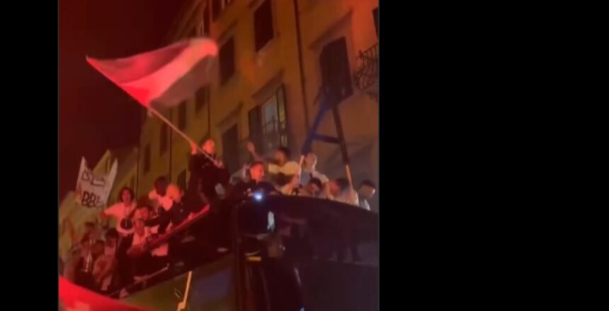 ONI NISU U KRIZI, K’O TORANJ U PISI: Pipo Inzaghi povratak u Seriju A slavio mašući zastavom Palestine (VIDEO)