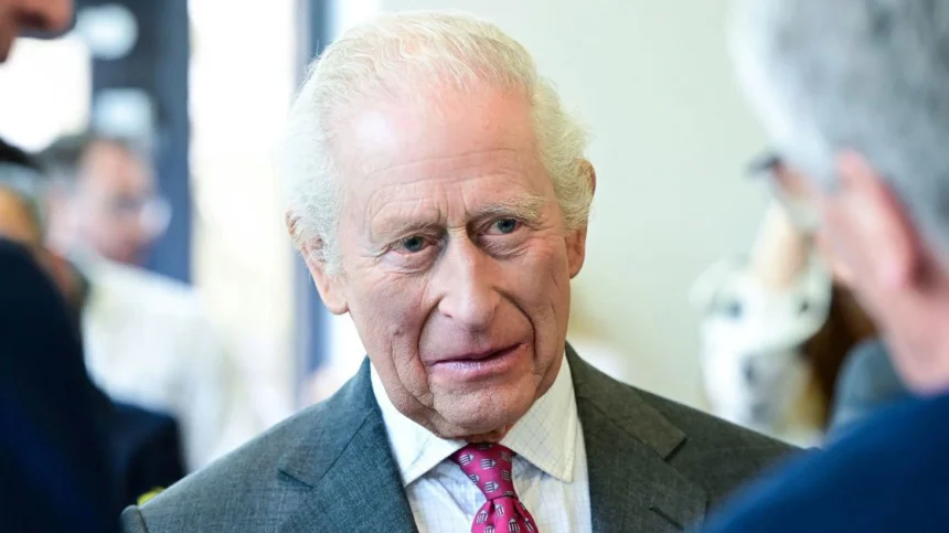 Charles III odgodio državni posjet Vatikanu dok traje Papin oporavak