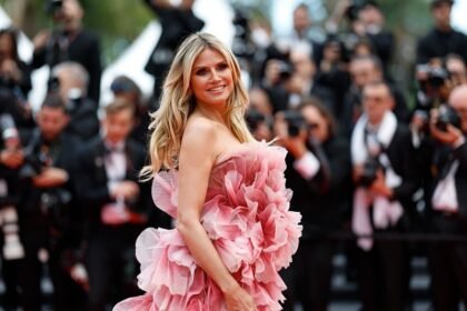 Heidi Klum prekršila je sva pravila Filmskog festivala u Cannesu: Zavodljivo pozirala u neobičnoj haljini