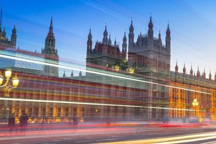 Top 1.000 dobavljača IT usluga u opsegu Cyber ​​računa u Velikoj Britaniji