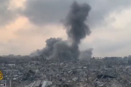 Izrael pojačava napade na Gazu, najmanje 135 ubijenih od jutros