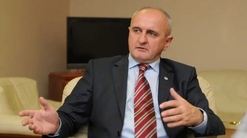 MULJAŽE PETRA ĐOKIĆA: Varanje na porezima, doprinosima i putnim nalozima