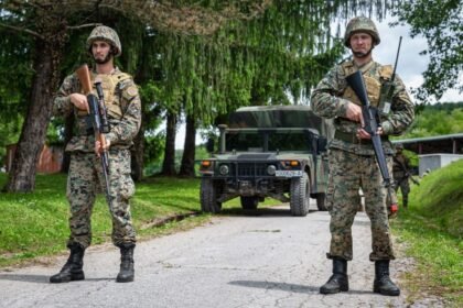 ZAJEDNIČKA OBUKA PRIPADNIKA EUFOR-a I OS BiH : ‘Ostajemo snažan i pouzdan partner Oružanim snagama BiH’