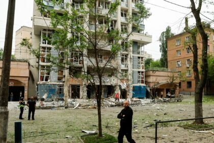 Ukrajina pod ruskim raketom, drone napada za drugu noć, ubijeno 12