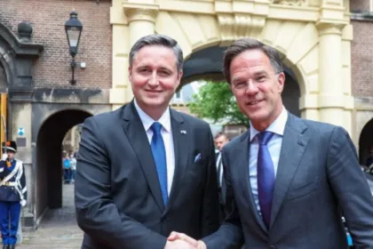 Rutte u razgovoru s Bećirovićem ponovio posvećenost NATO-a očuvanju sigurnosti BiH