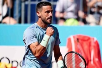 FANTASTIČAN NASTUP NA ROLAND GARROSU: Damir Džumhur pobijedio Pericarda, publiku i ozljedu; na redu je Alcaraz!