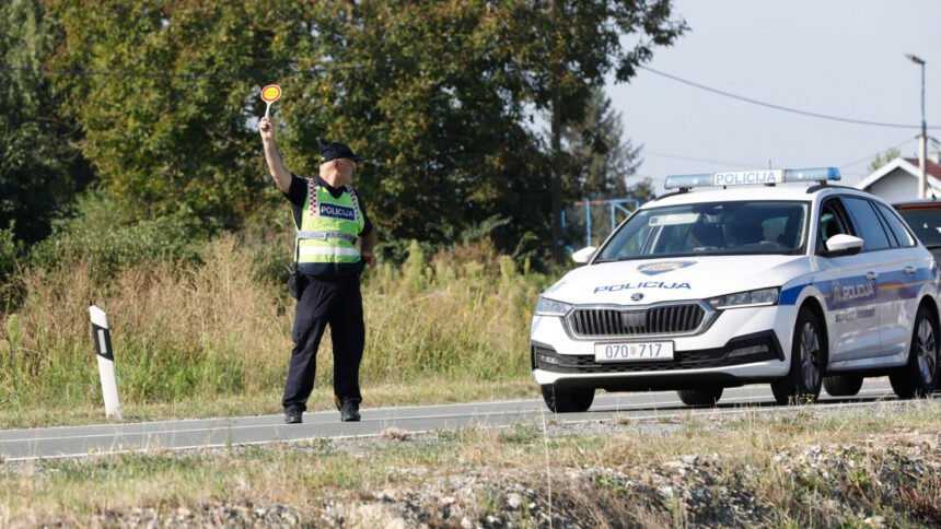 Teška prometna nesreća u Dalmaciji: Motociklist zbog ozljeda preminuo u kolima hitne pomoći