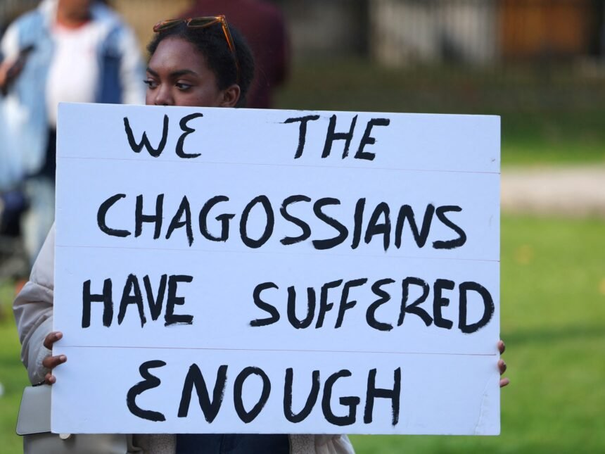 Sud u Velikoj Britaniji privremeno blokira dogovor o rukama Chagos ostrva Mauricijusu