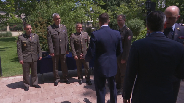 Američki ukrasi dva oficira srpske vojske