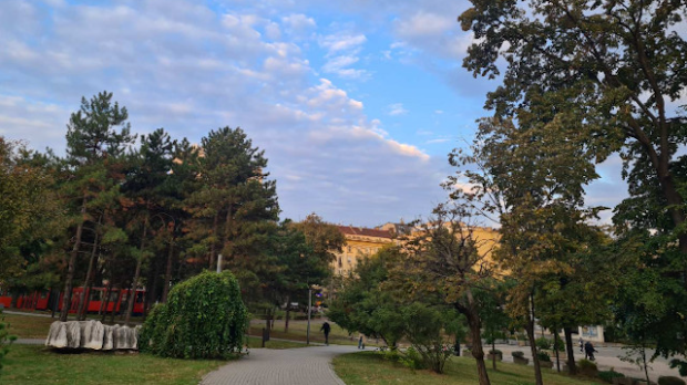 Širom Srbije uglavnom sunčano, temperatura do 24 stepena