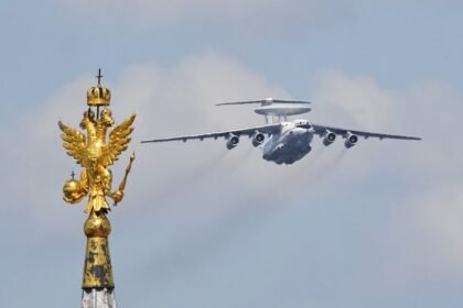 Ostaju li Rusi “bez očiju na nebu”: U ukrajinskom napadu uništeni ključni avioni za nadzor