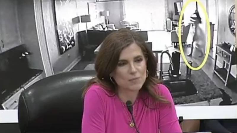 Kongresnica je objavila golu fotografiju pa optužila bivšeg zaručnika: ‘On je silovatelj’
