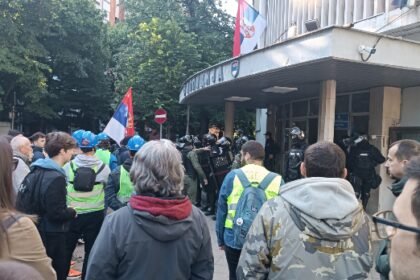 Ministar Vujić: neprihvatljivi pritisci na sudove i tužilaštva: ZLF: represija prema opoziciji u Kraljevu