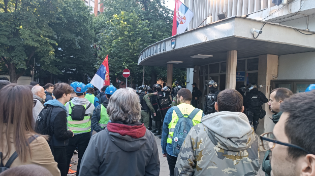 Ministar Vujić: neprihvatljivi pritisci na sudove i tužilaštva: ZLF: represija prema opoziciji u Kraljevu