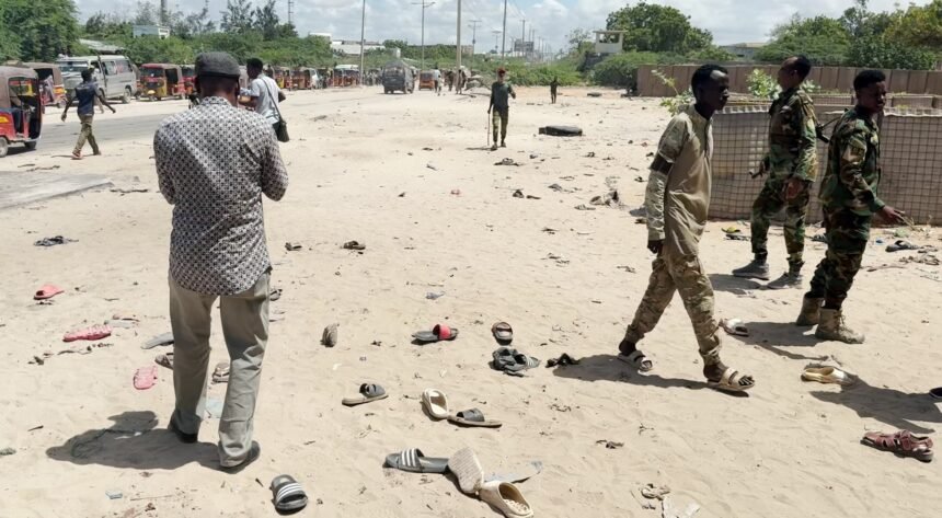 Najmanje 10 prijavljenih ubijenih u eksploziji samoubilačke bombe u Somaliji Mogadishu