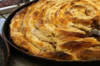 Pita kao nekad janjetina: Kilogram bureka u Sarajevu 28 KM, sirnica 20 KM