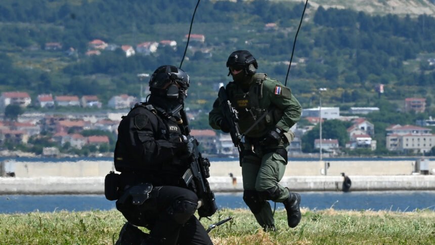 Prizori iz akcijskih filmova! Antiteroristička vojna policija u akciji s kolegama iz Slovenije i MUP-a