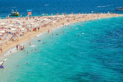 Naši vjerni gosti sve manje ljetuju na Jadranu, okrenuli su se drugoj zemlji: “Razlog su prvenstveno cijene”