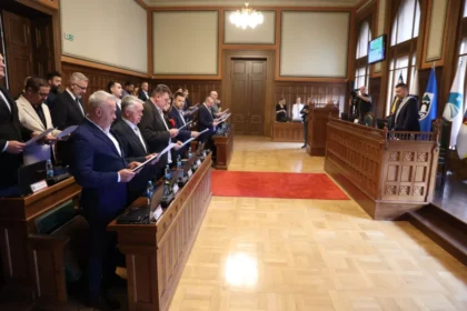 Grad Sarajevo i dalje bez gradonačelnika: Nastavak sjednice donosi odluku?