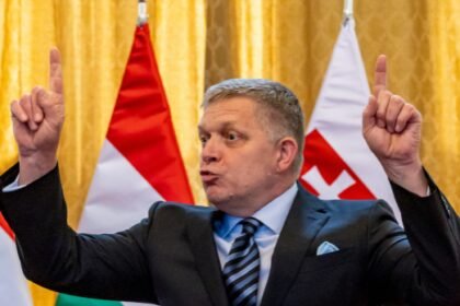 FiCO: Idem u Moskvu i bod; Tramp: Priznajem, možda ću reći