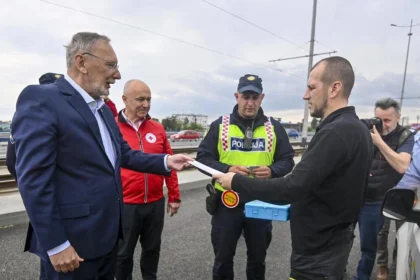 Važnost posjedovanja ispravne kutije prve pomoći u vozilu