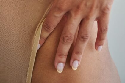 L&Z skin care vodič: Kako da sprečite (i izlečite) urasle dlačice na preponama?