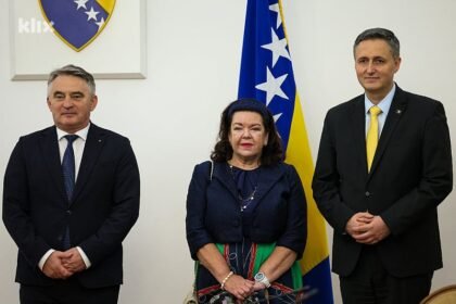 Karen Pierce o krizi u BiH: Još uvijek postoje neriješena pitanja iz prošlosti