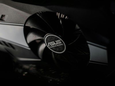 Asusov alat za detekciju savijanja GPU-a izazvao pomutnju
