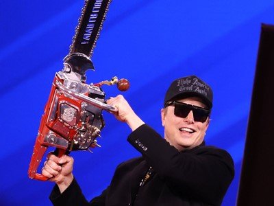 Tesla: Ne tražimo zamjenu za Muska unatoč njegovim vladinim obvezama