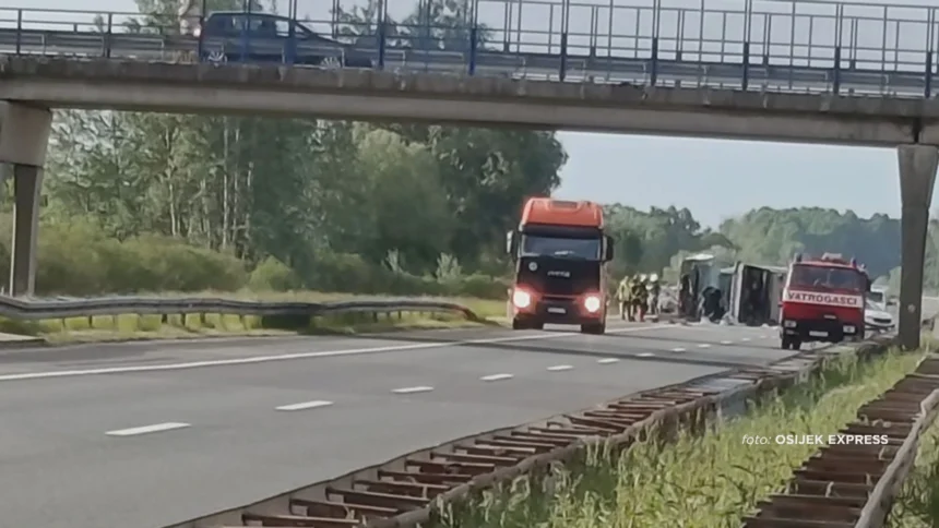 Teška prometna nesreća između Popovače i Križa, dvije osobe poginule