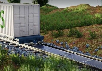 U Švicarskoj postavljena prva pokusna instalacija solarnih panela na aktivnoj pruzi