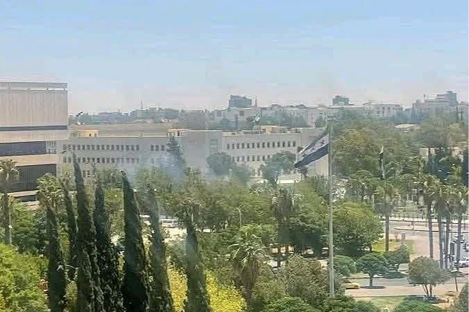 Nova eskalacija: Izrael raketirao Damask, saopćili da su gađali generalštab sirijske vojske