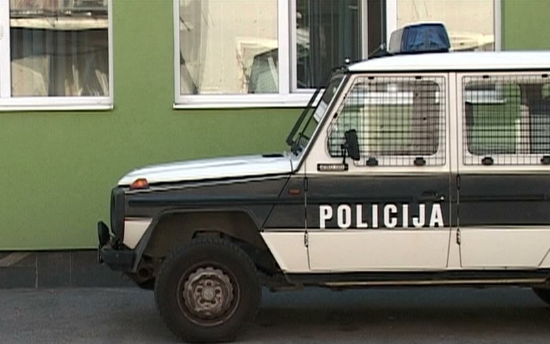 Cazin: Žena pretukla muža nakon što ga je uhvatila sa ljubavnicom