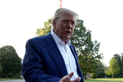 Trump donosi ljut izlazak na kršenje Creach-Iran-Iran-a